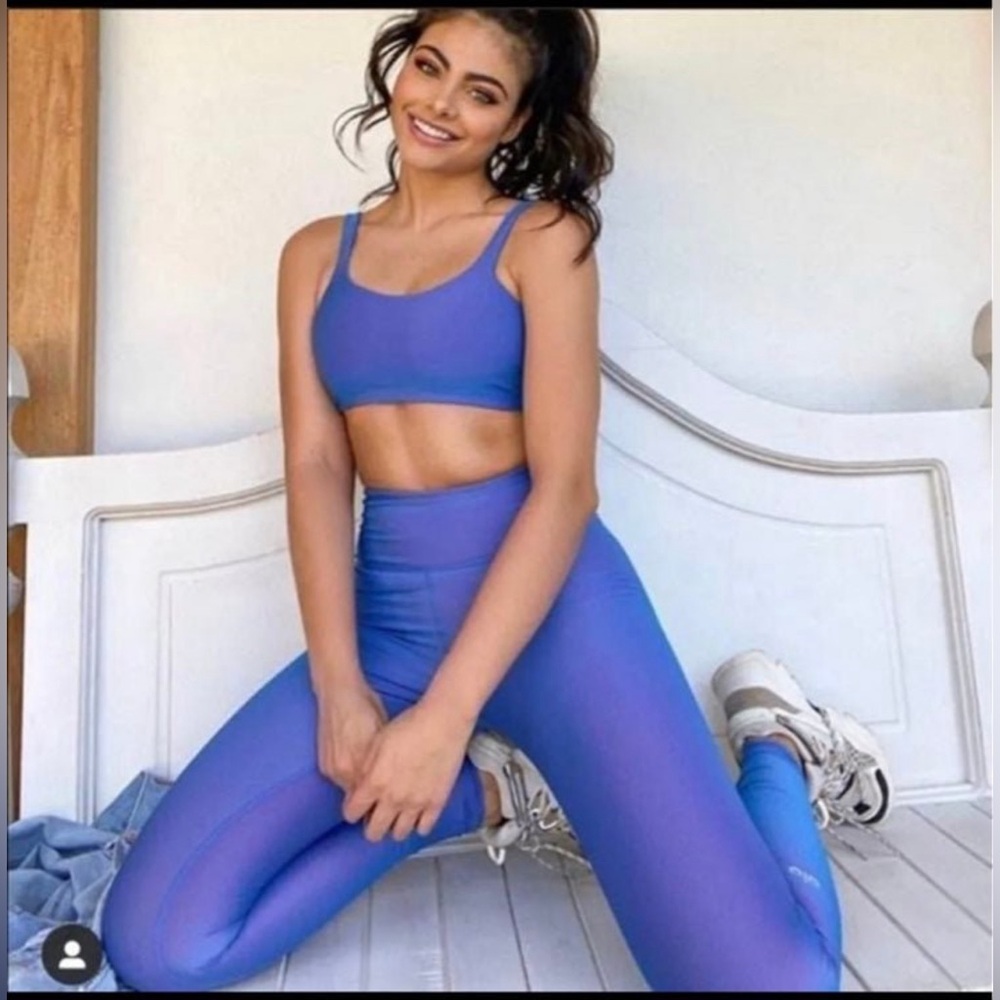 Alo Yoga Set *Iridescent Marina*